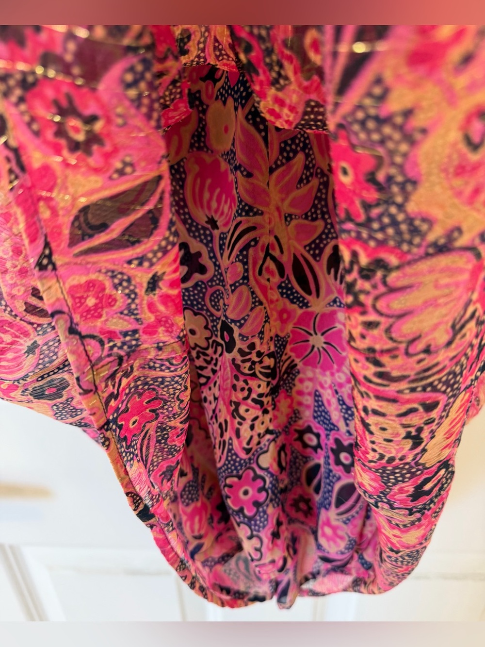 A.L.C. Hayley Floral Metallic Silk Flutter Sleeve Blouse in Size 2 (XS) - Picture 6 of 12